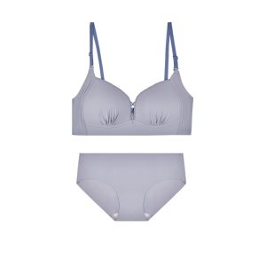 Custom wireless bra and panty set